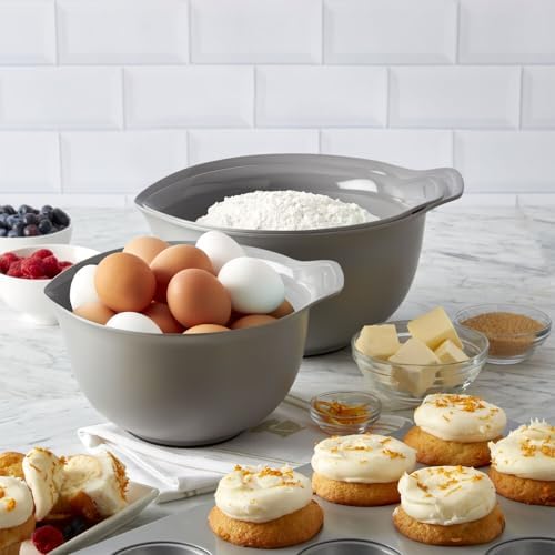 KitchenAid Universal Nesting Plastic Mixing Bowls, Set Of 3, 2.5 quart, 3.5 quart, 4.5 quart, Non Slip Base with Easy Pour Spout to Reduce Mess, Dishwasher Safe, Gray - Image 6
