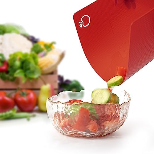 Goodluck 4 Pieces Flexible Cutting Boards, BPA Free Plastic Cutting Boards for Kitchen, Non Slip Cutting Mat for Meat and Vegetables - Image 5