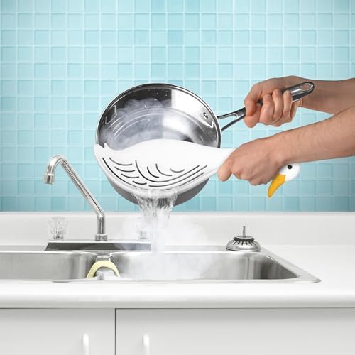 Genuine Fred WATERFOWL Goose Pot Strainer – Great for Pasta and Vegetables - Easy One-Handed Draining - Space-Saving Design - Funny Kitchen Gadget and Accessory - Image 2
