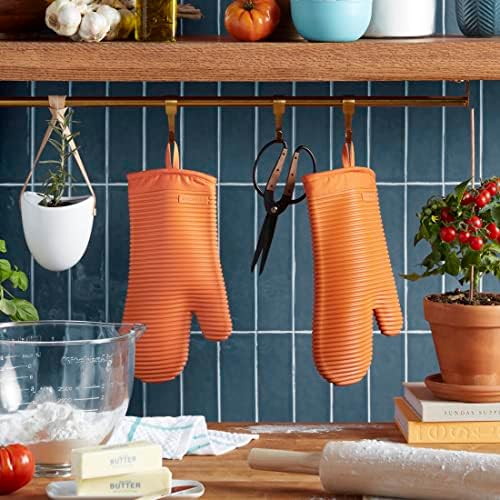 KITCHENAID Ribbed Soft Silicone Oven Mitt 2-Pack Set, 7.5"x13", Honey - Image 2