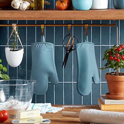 KITCHENAID Ribbed Soft Silicone Oven Mitt 2-Pack Set, 7.5"x13", Fog Blue - Image 2