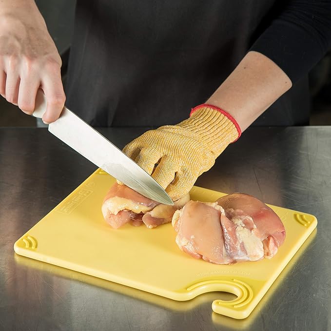 San Jamar Saf-T-Grip Plastic Cutting Board with Safety Hook, 9" x 12" x 0.375", Yellow, (Pack of 6)